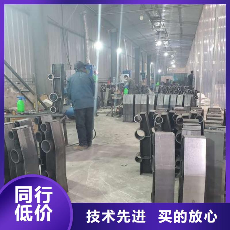 马路防撞护栏结实耐用