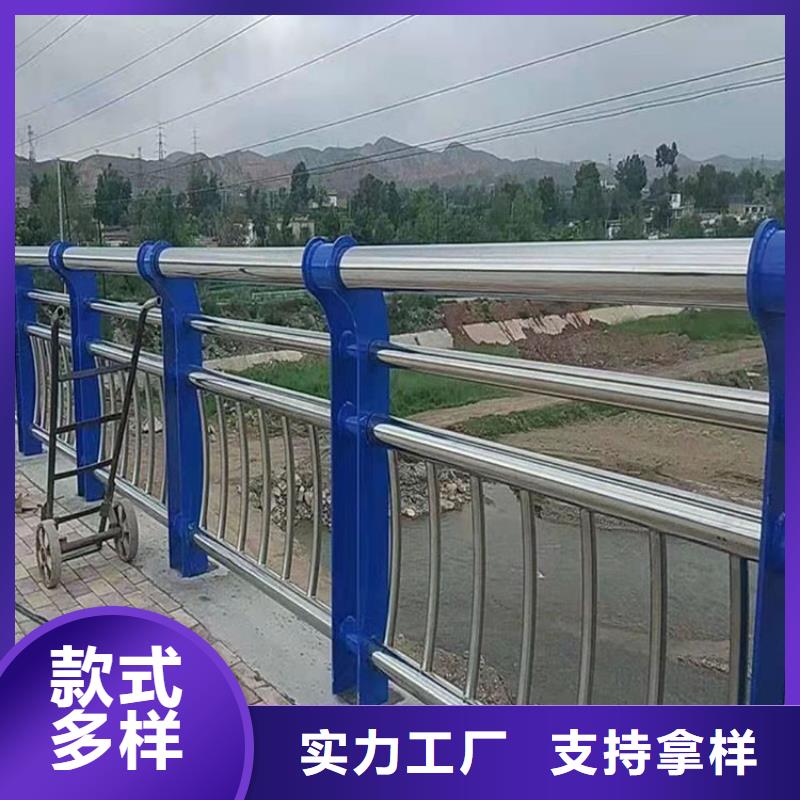 热镀锌喷塑防撞钢管护栏成功案例